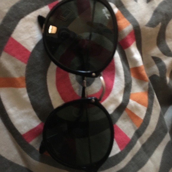 Ray ban sunglasses - Picture 2 of 3